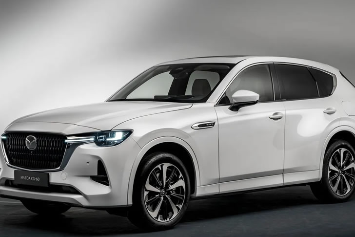 SUV購入ガイド:季節のタイミング、中古車探し、交渉術